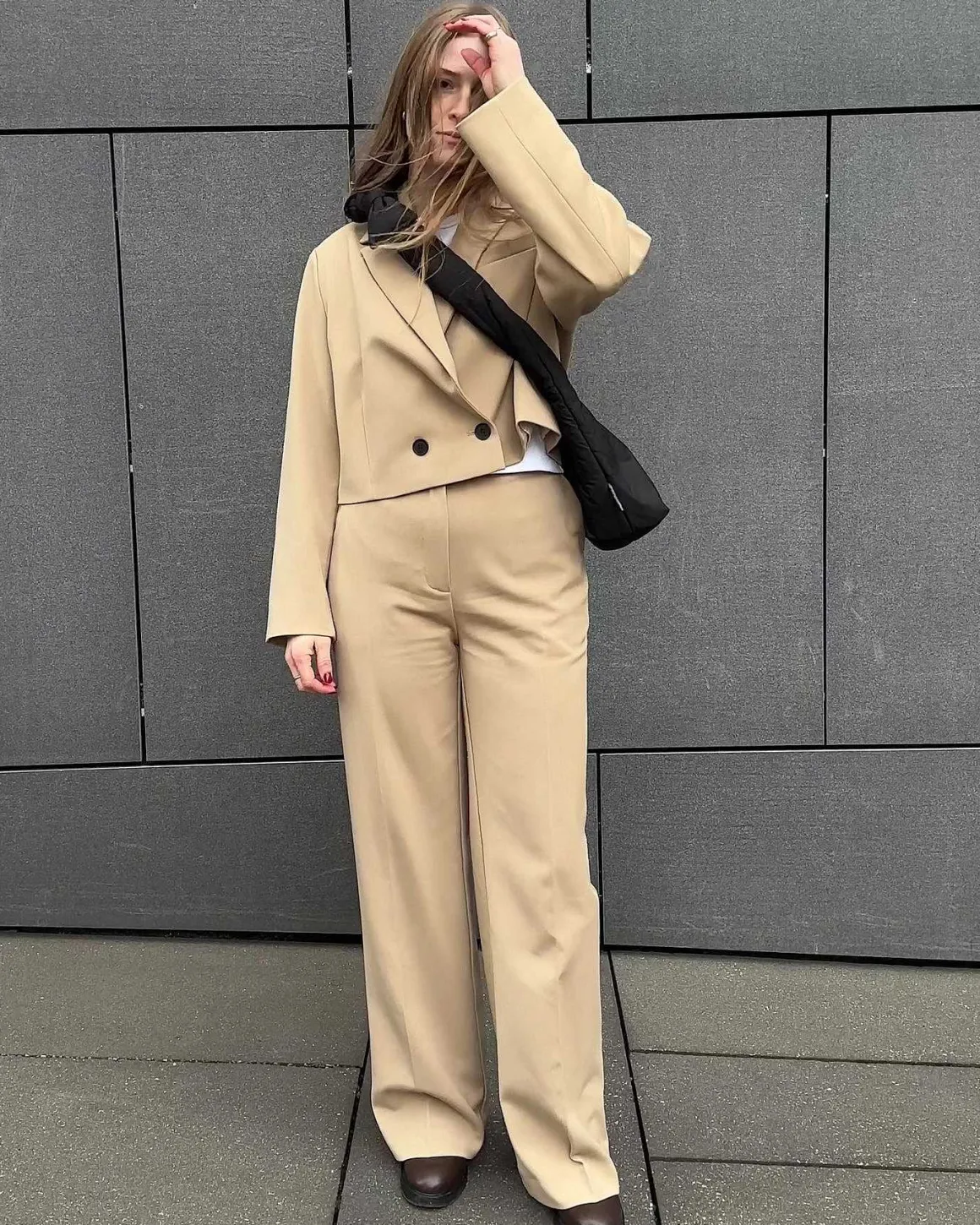 Bag Biwa Puffy Mini Black