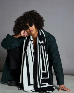 Knit Scarf Leno Offwhite Black Gots