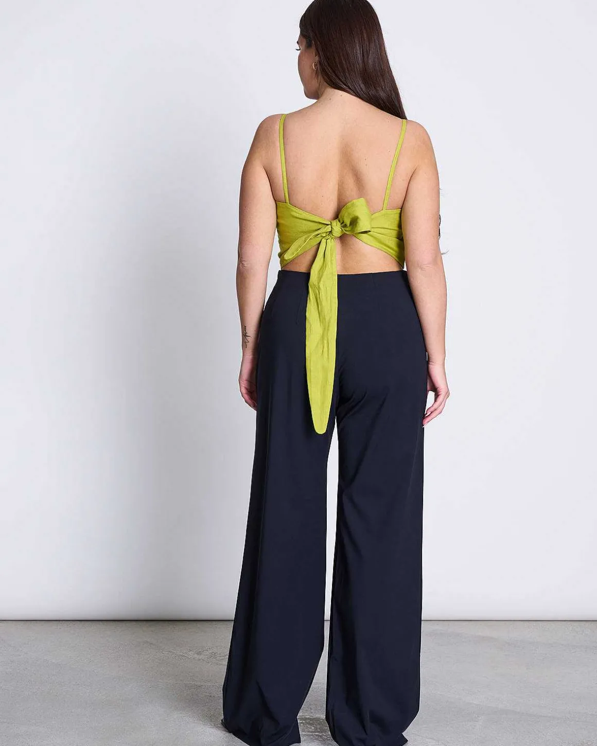 Linen Bow Top Arlon Sprout