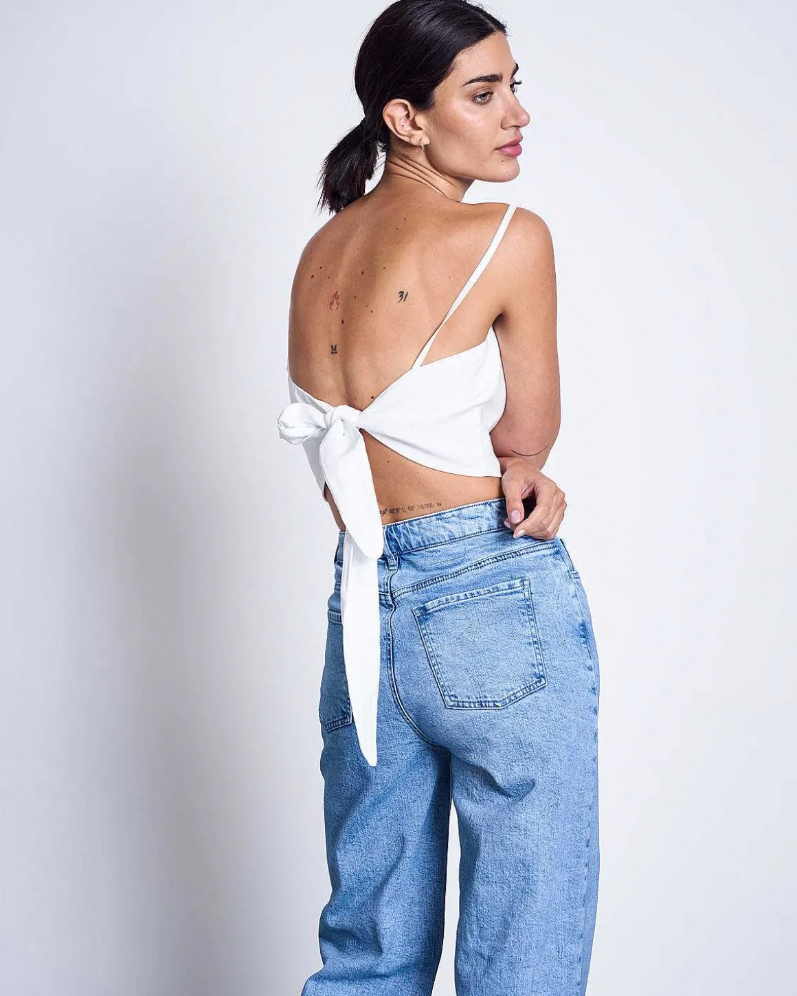 Linen Bow Top Arlon White