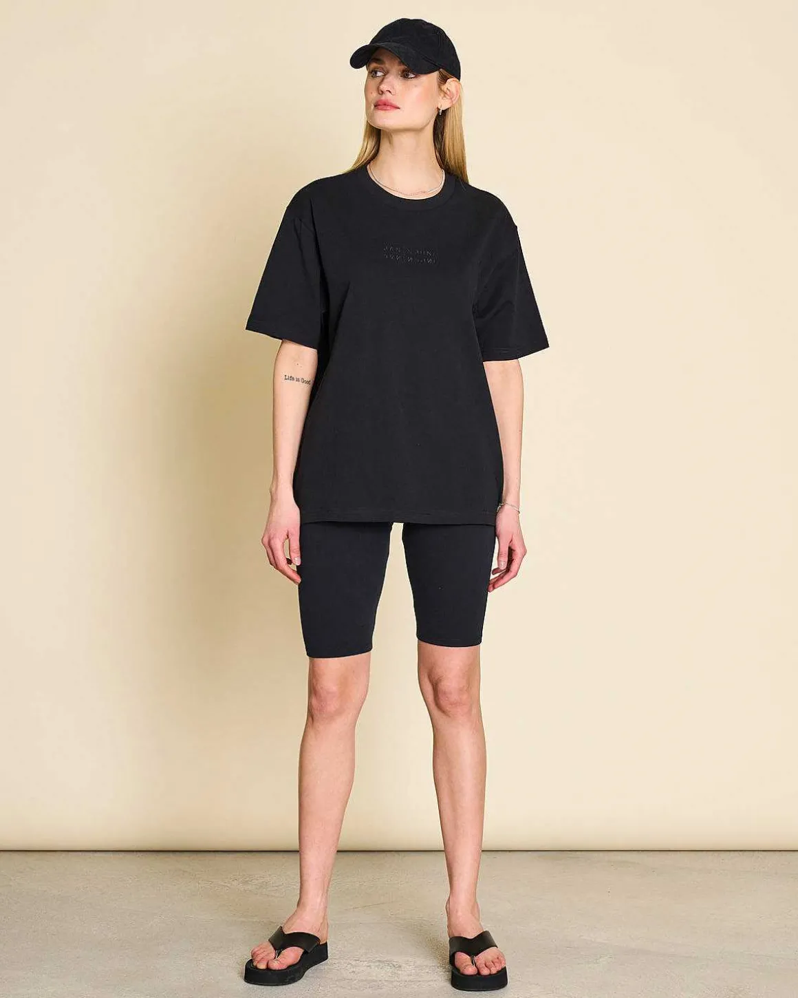 Logo T-Shirt May Black