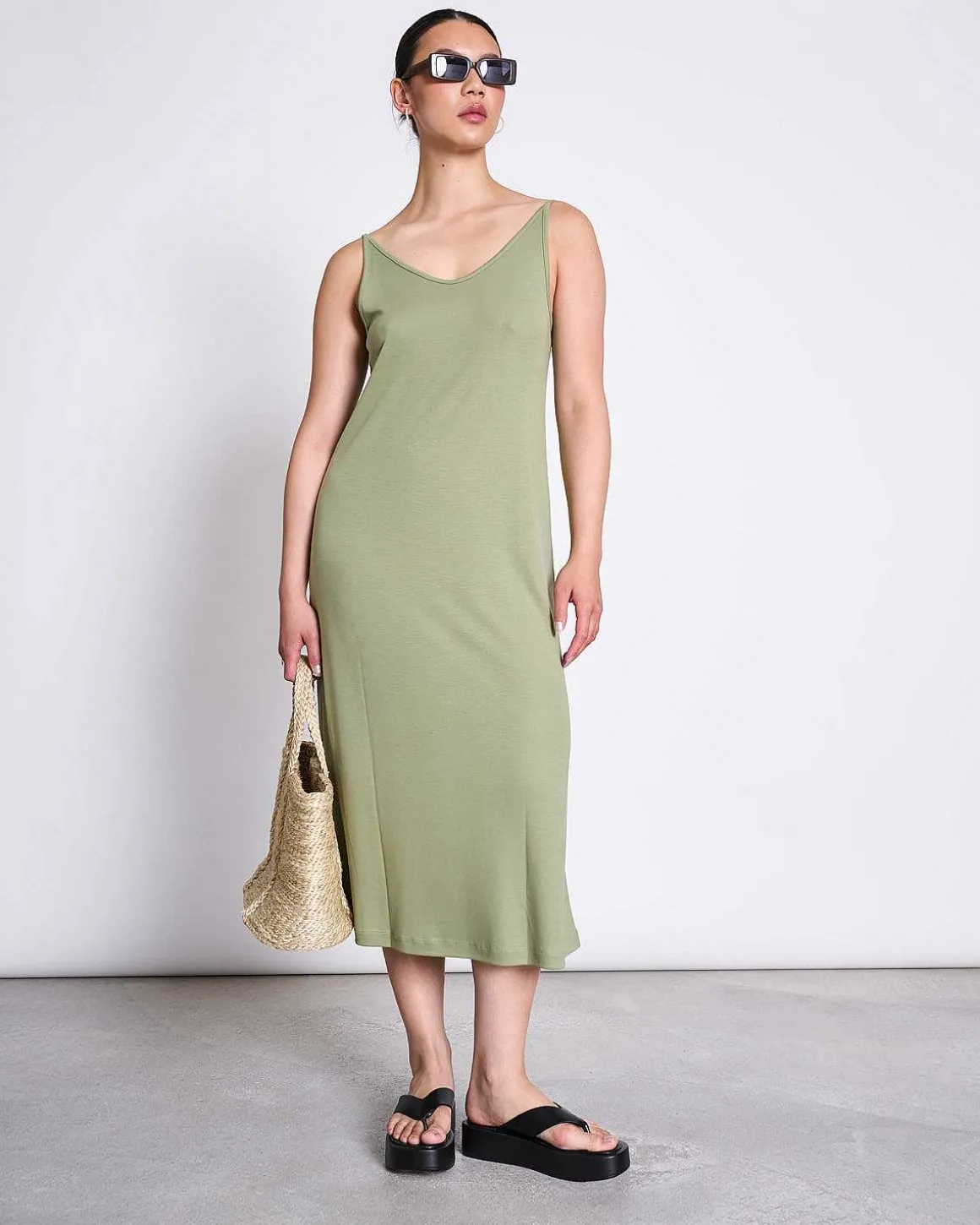Midi Dress Triangle Pale Olive