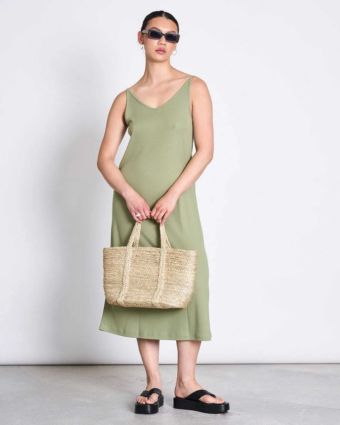 Midi Dress Triangle Pale Olive