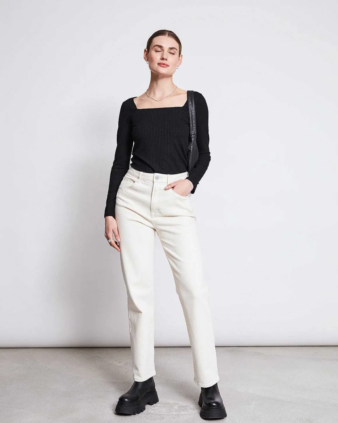 Square Neck Longsleeve Fria Black