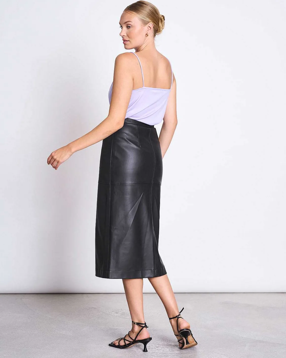 The Vegan Coated Skirt Long Black
