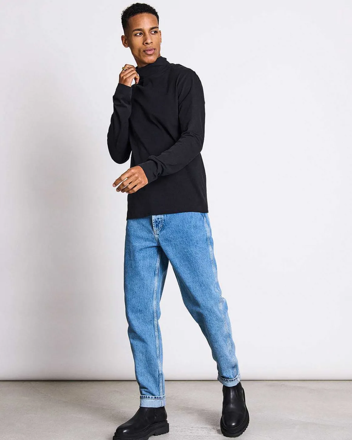 Turtle Neck Sweater Mio Black For Men